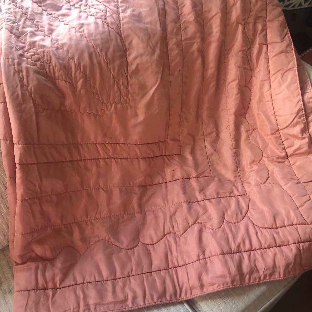 Vintage Peach Satin Coverlet Bedspread 68 x 78 - Picture 1 of 12